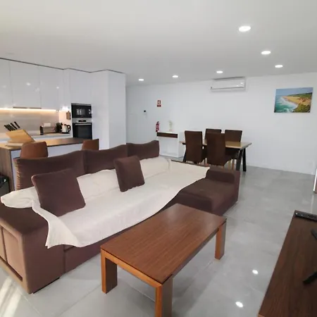 Apartment Space - Amazing One Bedroom With Pool In De *